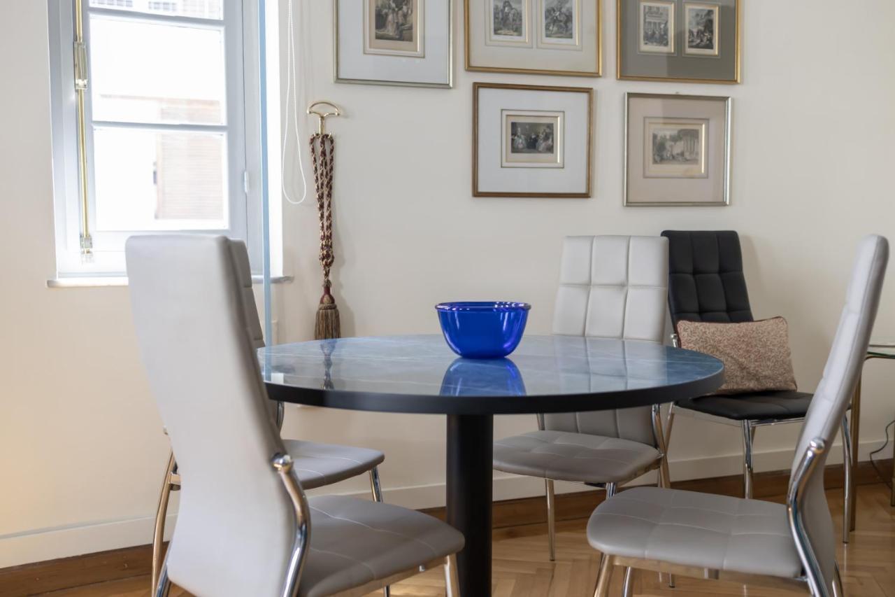 Ideal 4 Bdr Apartment In Plaka For 10! 아테네 외부 사진