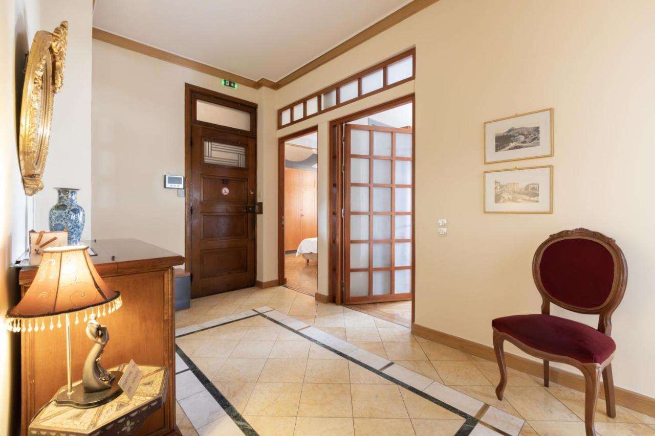 Ideal 4 Bdr Apartment In Plaka For 10! 아테네 외부 사진